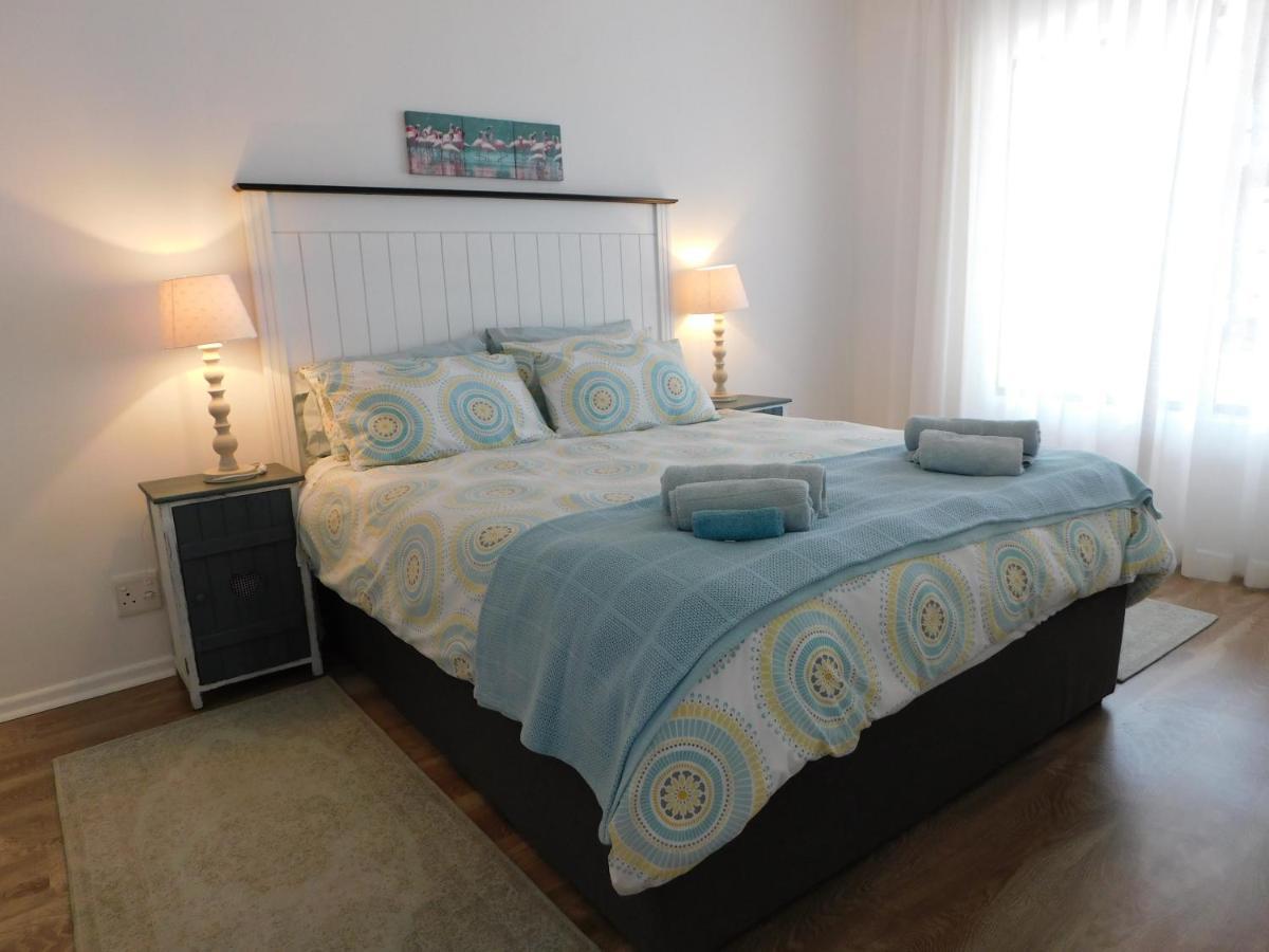 Rivertides Self Catering Guest House Velddrif Exterior foto